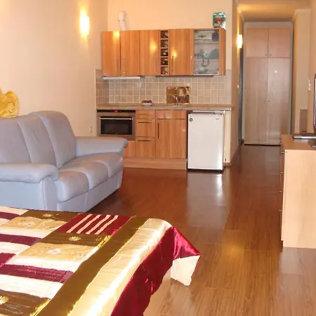 Апартамент Admiral Златни пясъци