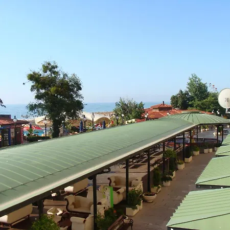 Апартамент Admiral Златни пясъци