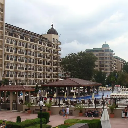 Апартамент Admiral *